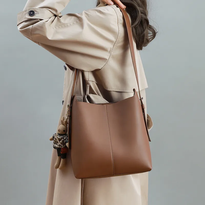 VINEY Cow Leather Shoulder Bag Crossbody Bag Bucket Bag Large Size Women's Caramel-3