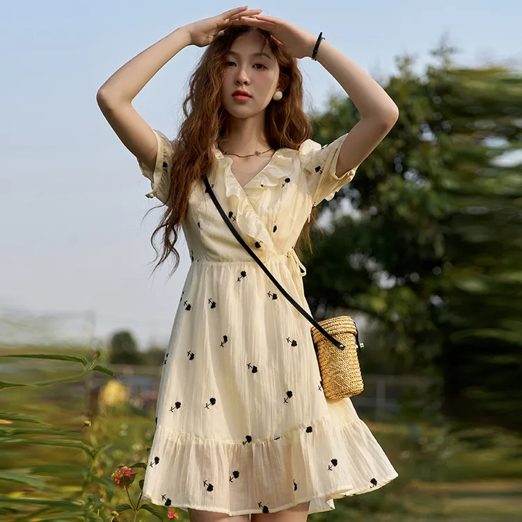 MISHOW Short Sleeved Dresses Women's Apricot-1