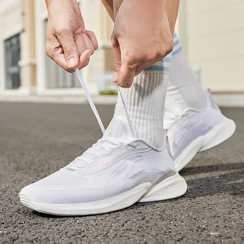 PEAK Flick 002 Durable Breathable Low Top Running Shoes Ecru-7