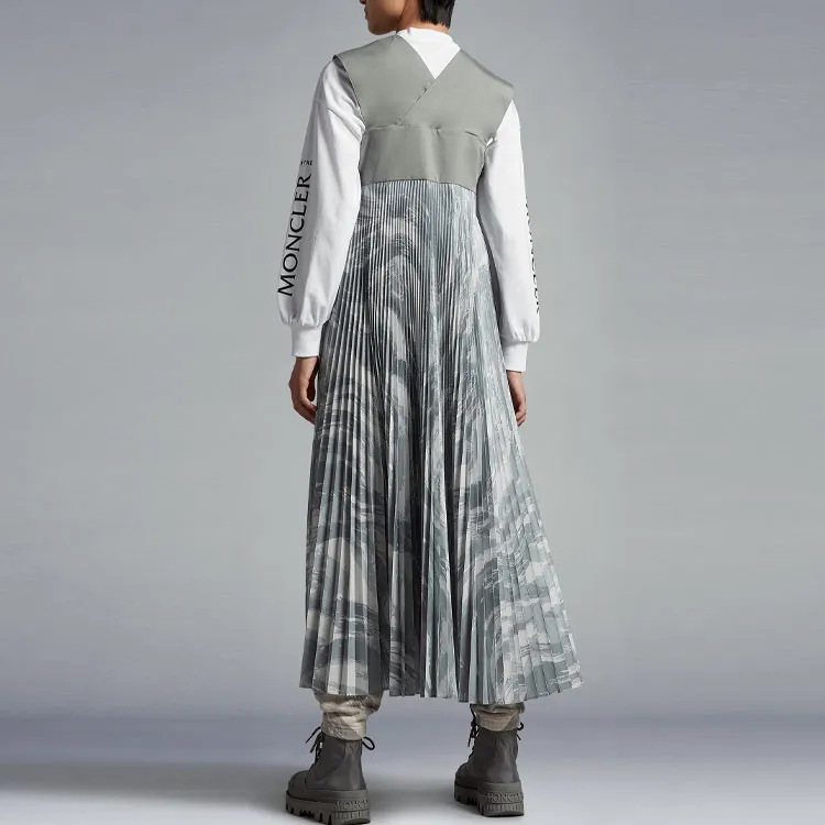 Moncler X Hyke V-Neck Pleated Dress-3