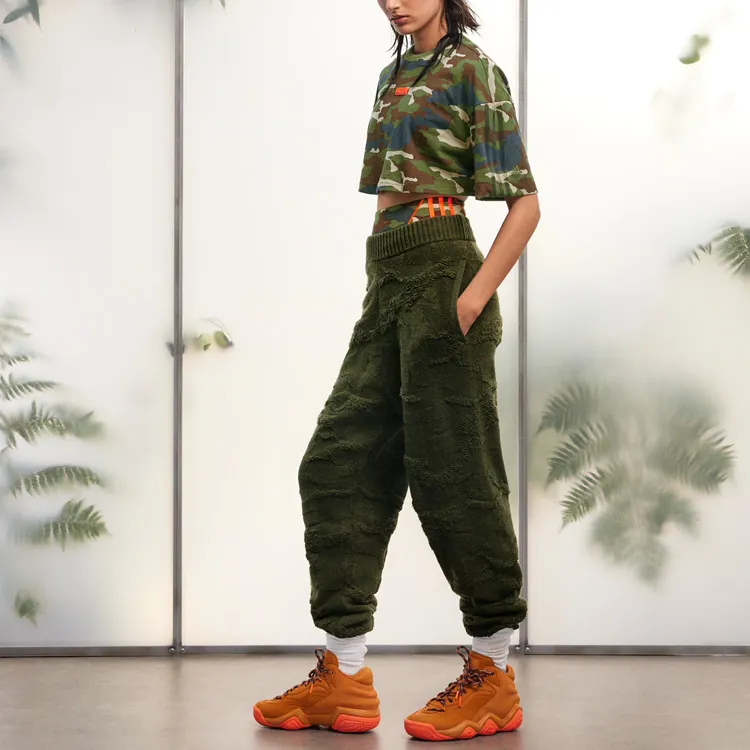 Adidas Ivy Park Crop Tee Camo Print-4
