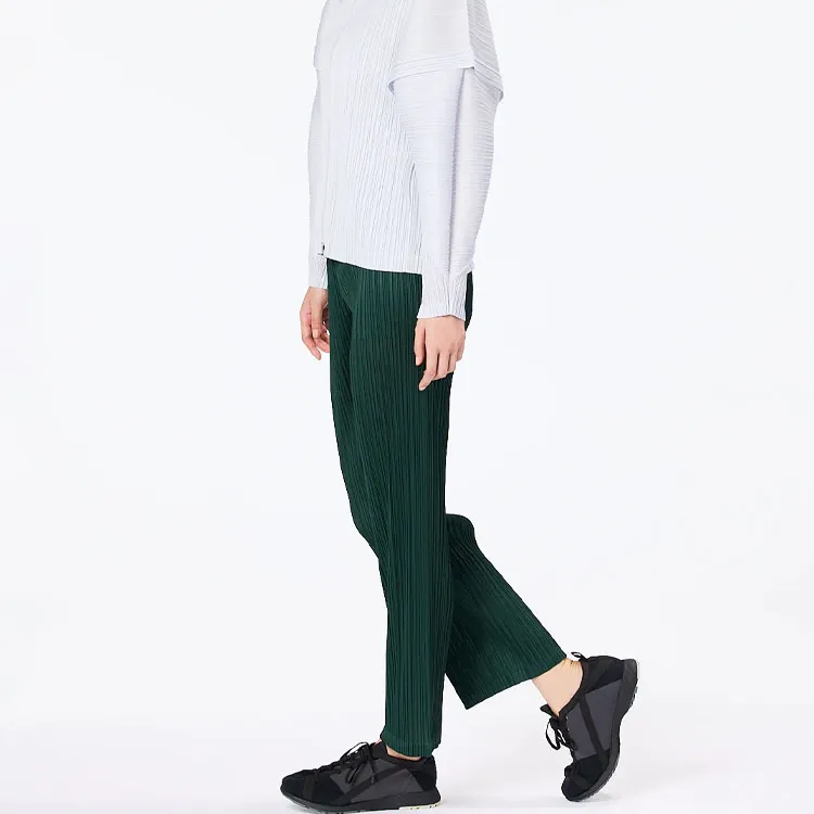 Homme Plissé Issey Miyake SS23 Casual Pants Women's Dark Green-3