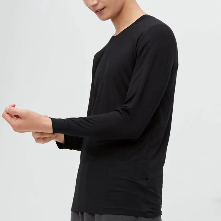 UNIQLO Men Thermal Tops-1