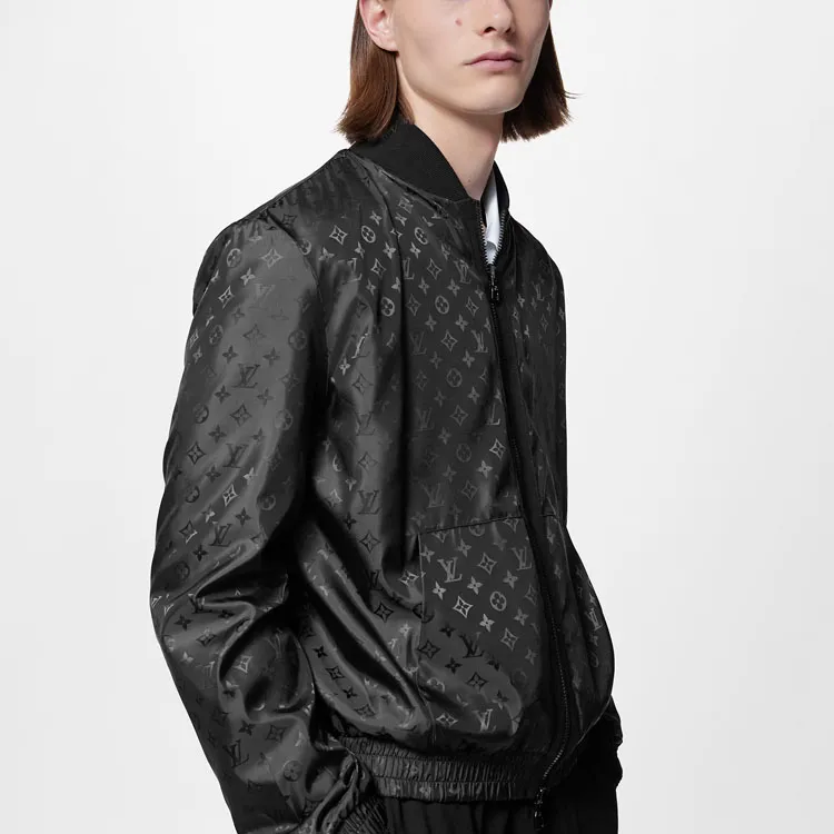 LOUIS VUITTON 1AFQ92 Monogram Reversible Light Bomber-5