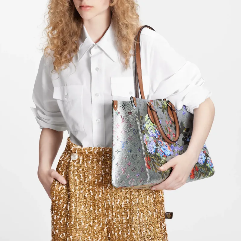 LOUIS VUITTON OnTheGo Mm Floral Pattern Silver-7