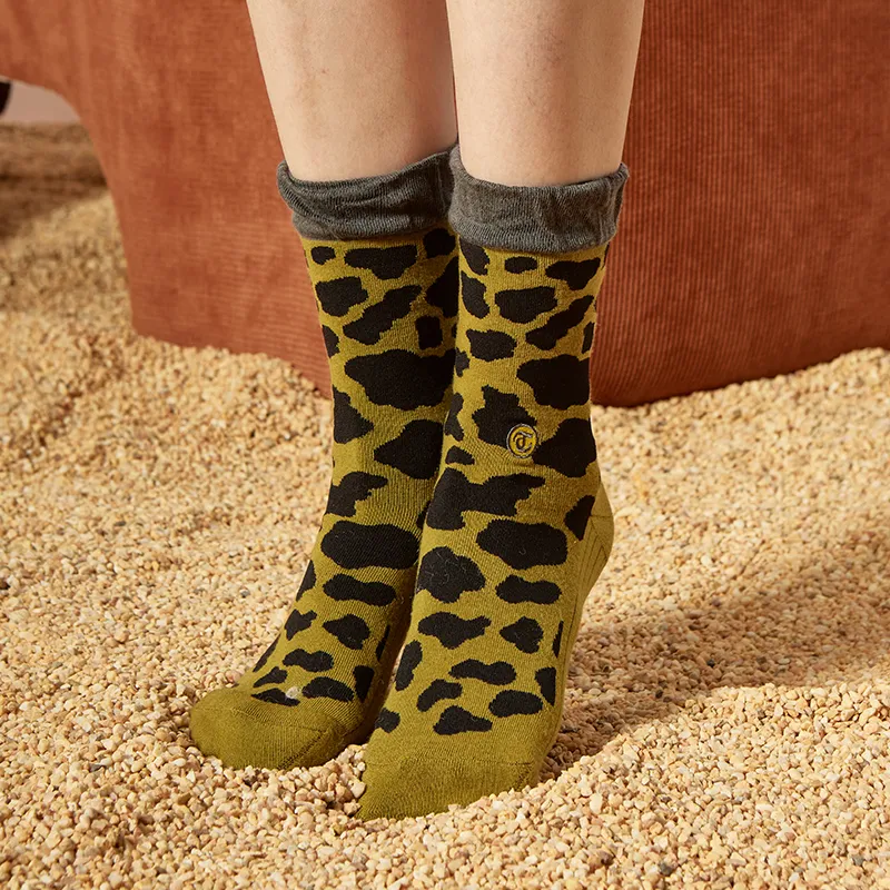 TOOCI Unisex Mid-Calf Socks-3