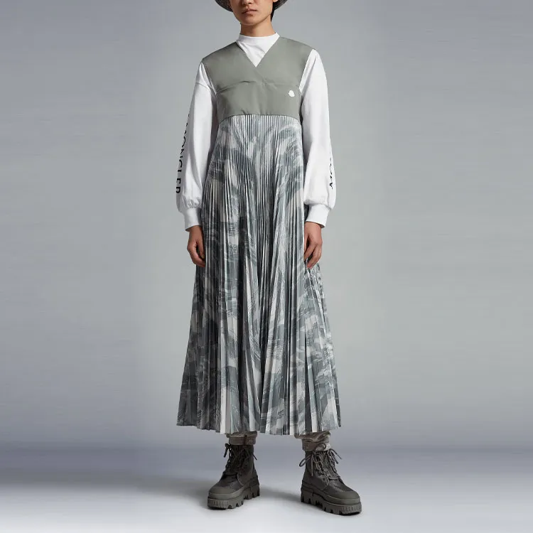 Moncler X Hyke V-Neck Pleated Dress-1