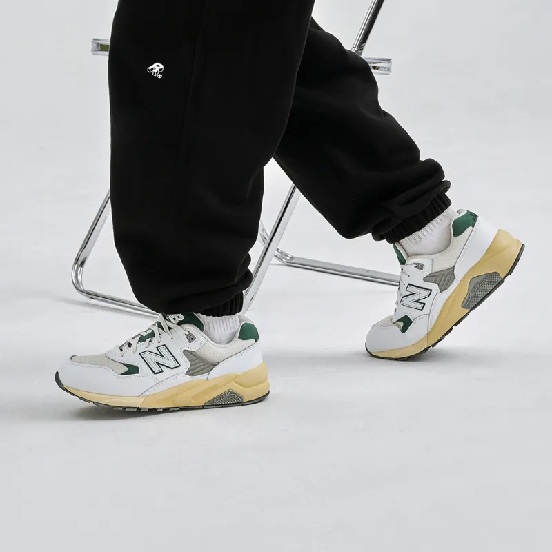 New Balance 580 White Nightwatch Green-8