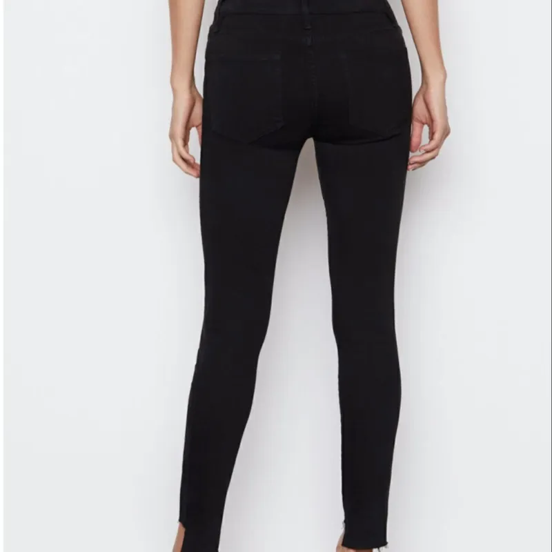 FRAME Jeans Women's Black-2