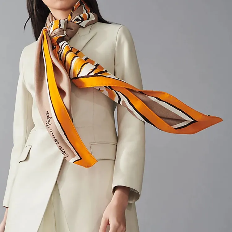 HERMES Libre Comme Pegase Shawls Women's-1