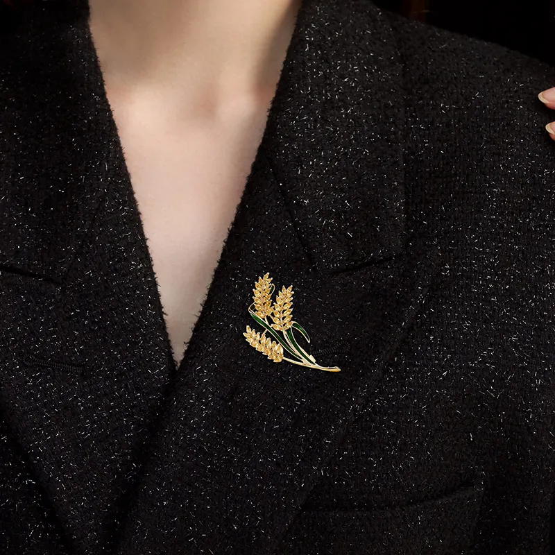 Eternelle Brooches Women's Brilliant Gold-1