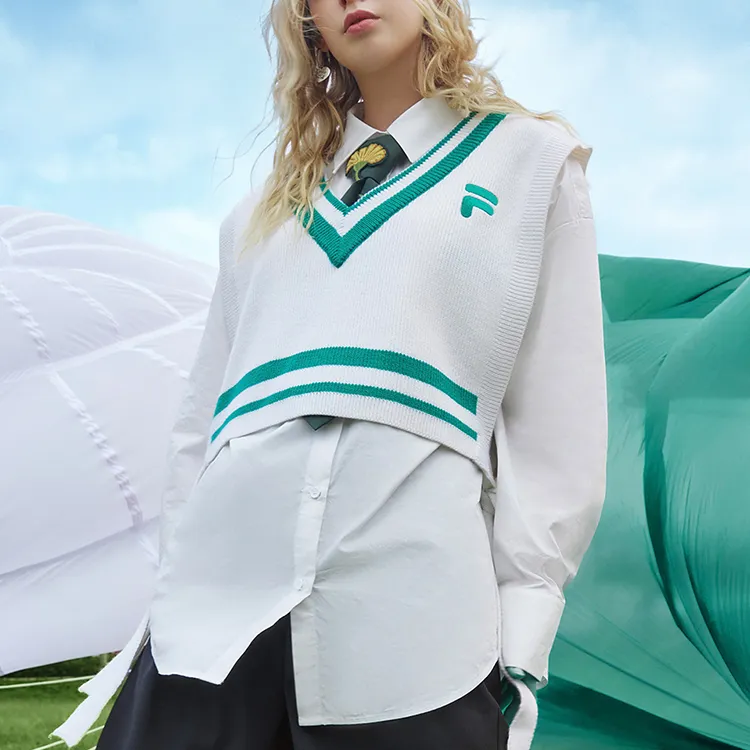 FILA Sweater Women's Flowing Year White-3