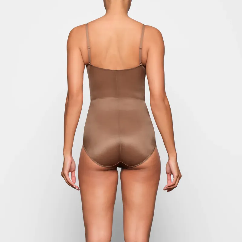 SKIMS BARELY THERE BODYSUIT BRIEF W/SNAPS Bodysuits Women's Camel JASPER-2