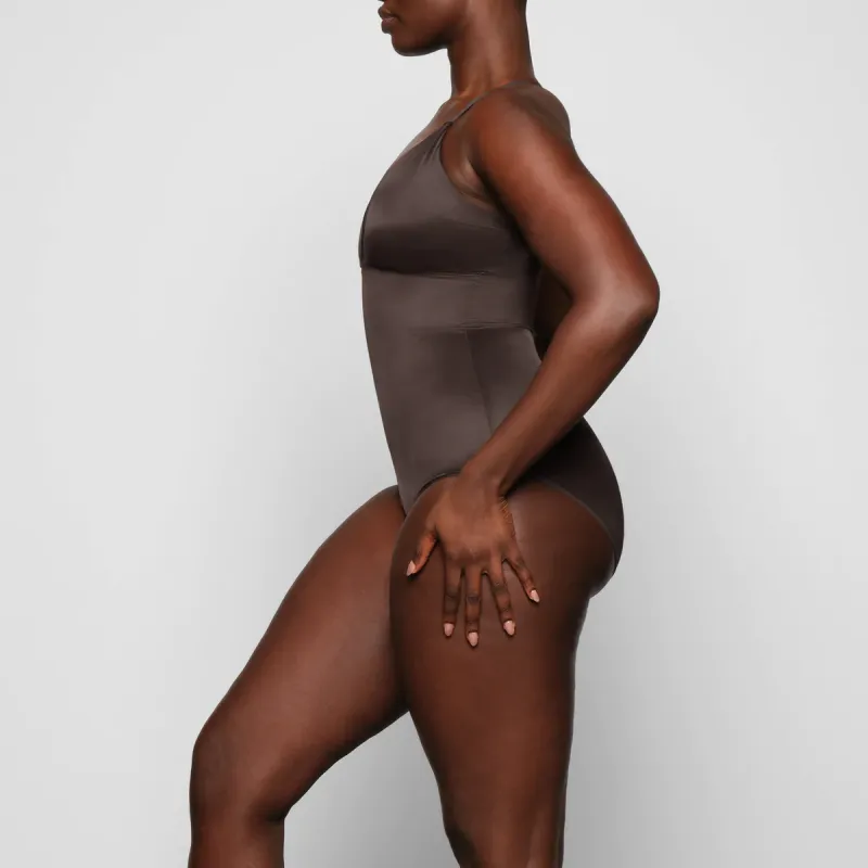 SKIMS BARELY THERE BODYSUIT BRIEF W/SNAPS Bodysuits Women's Familiar Brown ESPRESSO-3