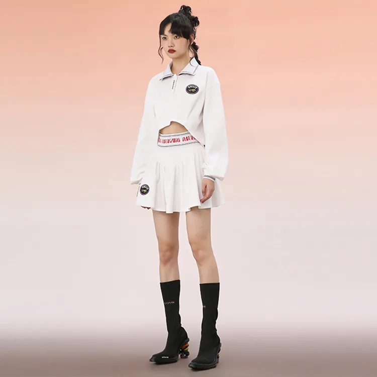 MUKZIN Sweatshirts Women's White-1