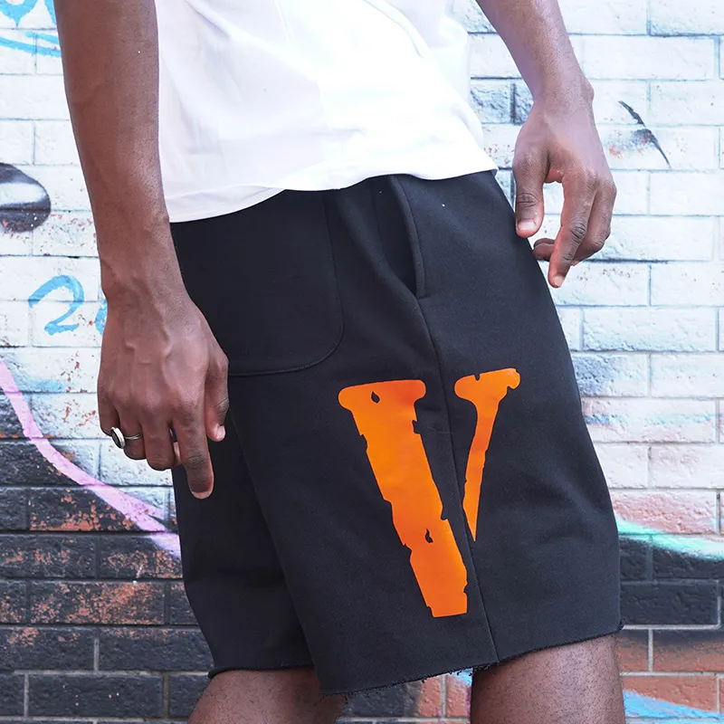 VLONE Gothic Alphabet Series Shorts Unisex-5