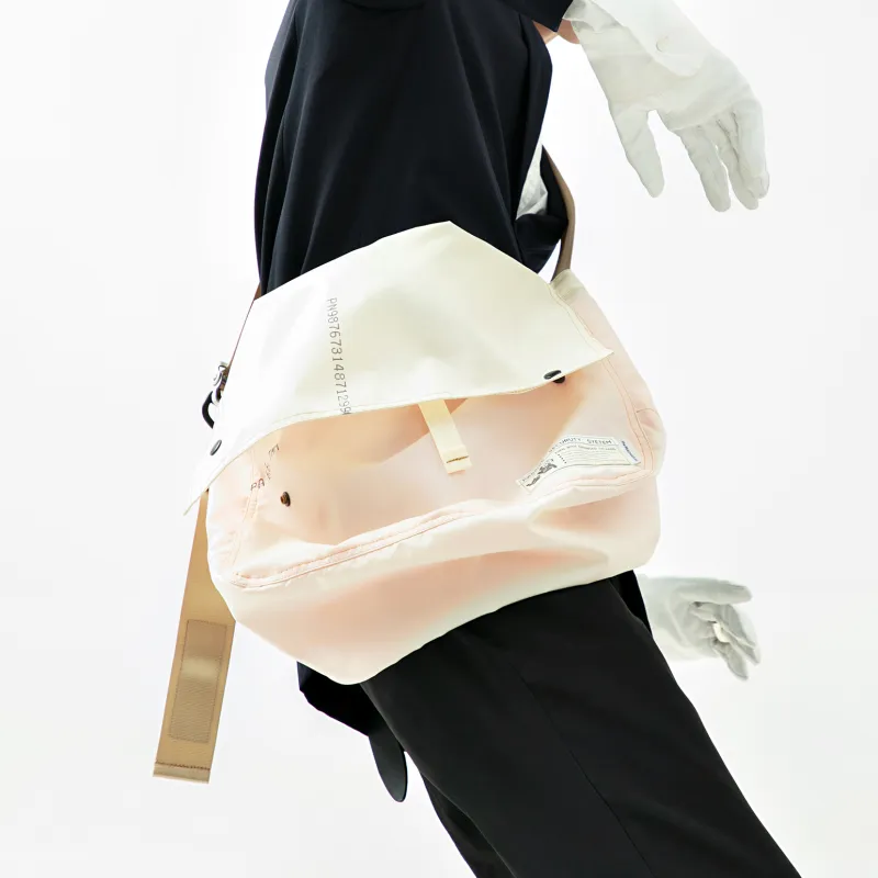 The MAD HATcher Polyamide Messenger Bag, Shoulder Bag, Crossbody Bag Unisex White-3