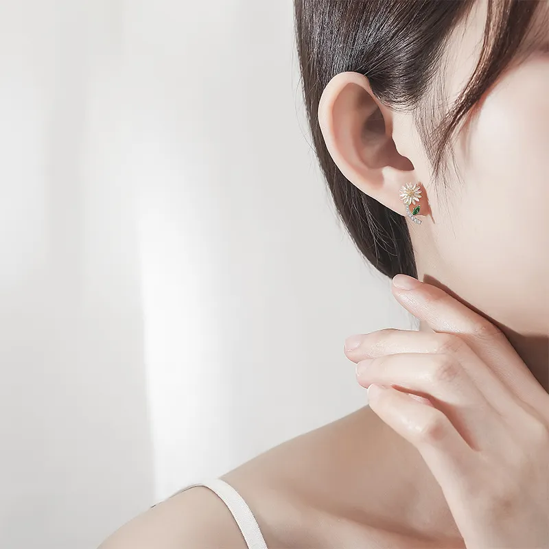 PIARA Earrings Women's-1