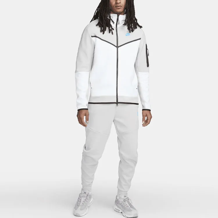 Nike Sportswear Tech Fleece Hoodie-2