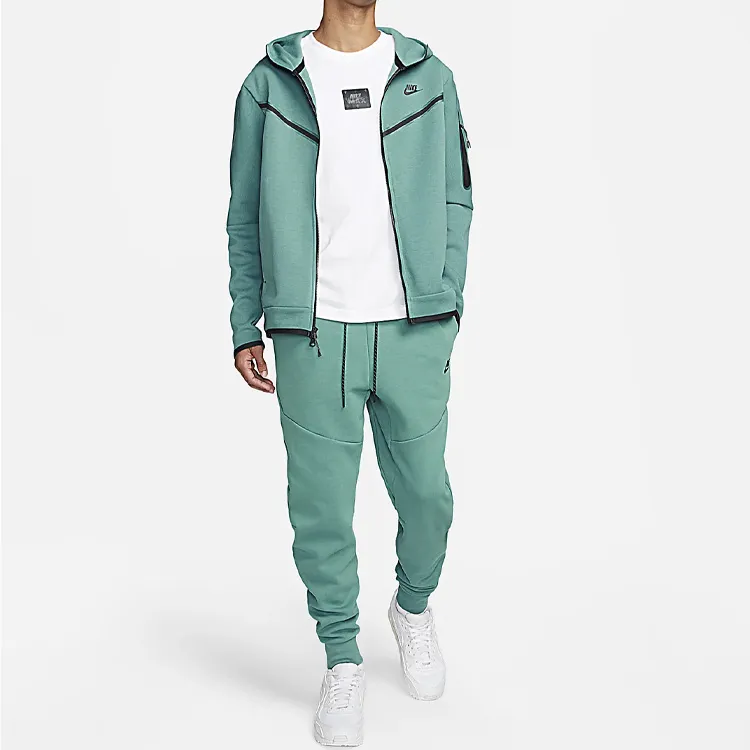Nike Sportswear Tech Fleece Hoodie-2