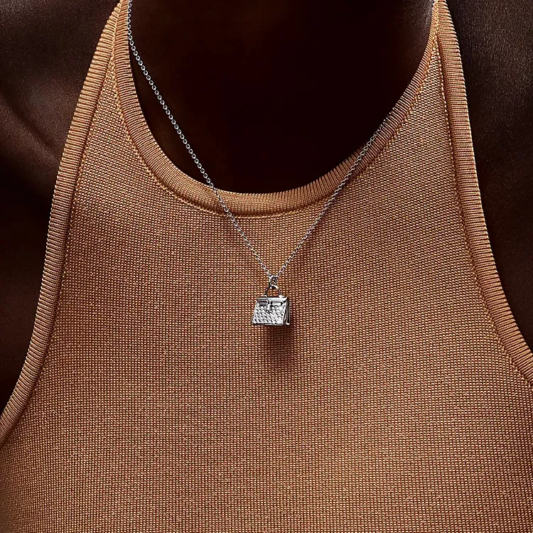 HERMES Kelly Amulette Diamond Necklaces Unisex-2