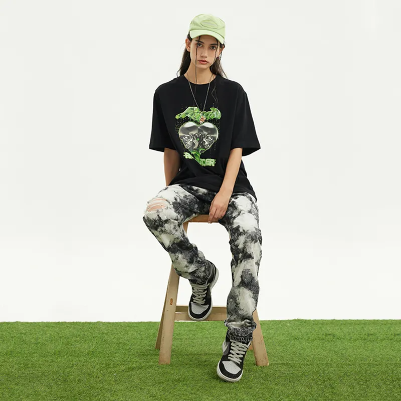 AMONSTER Straight Elbow-Length Sleeved T-Shirt Unisex Black Green-4