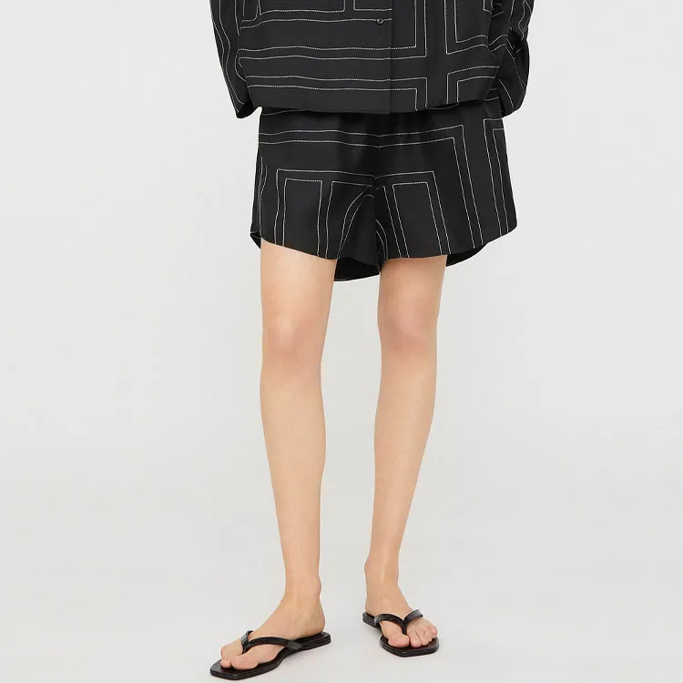 TOTEME Geometric Printed Straight-Leg Shorts-3