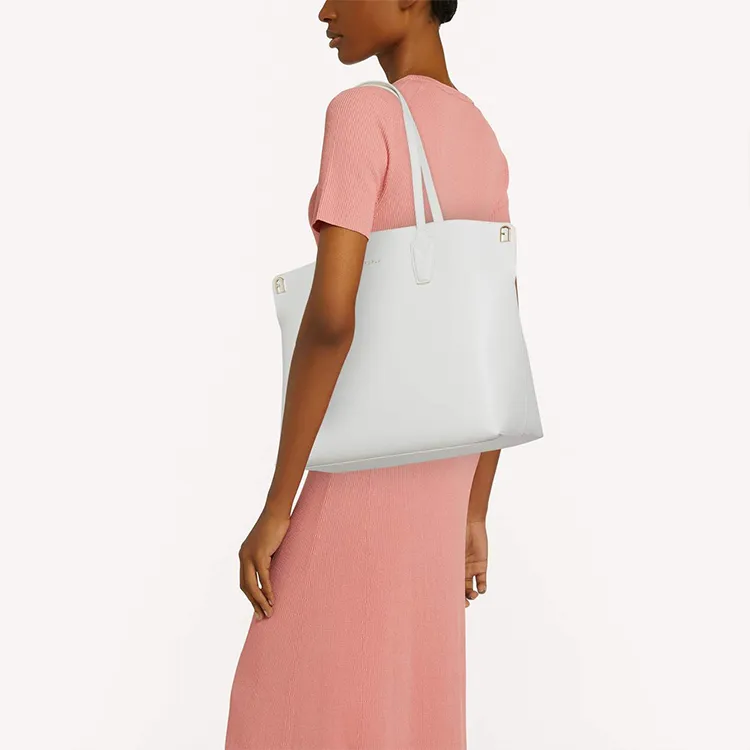 Furla Textured Calfskin Tote Bag Shopping Bag Handbag Shoulder Bag Large Size Women's White-4