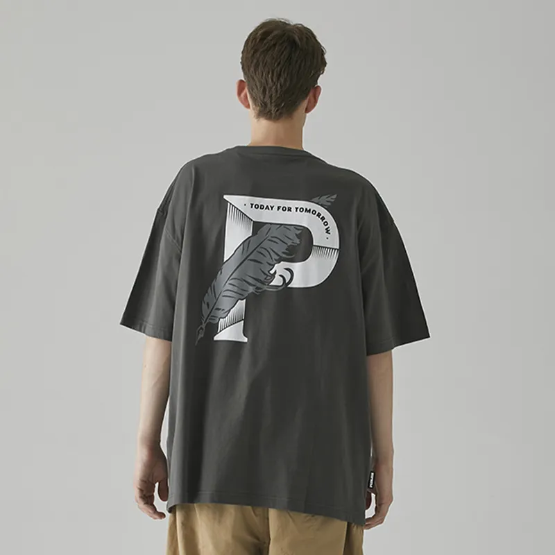 PUBLISH Straight Elbow-Length Sleeved T-Shirt Unisex-16