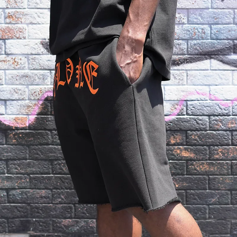 VLONE Gothic Alphabet Series Casual Shorts Unisex Black-4