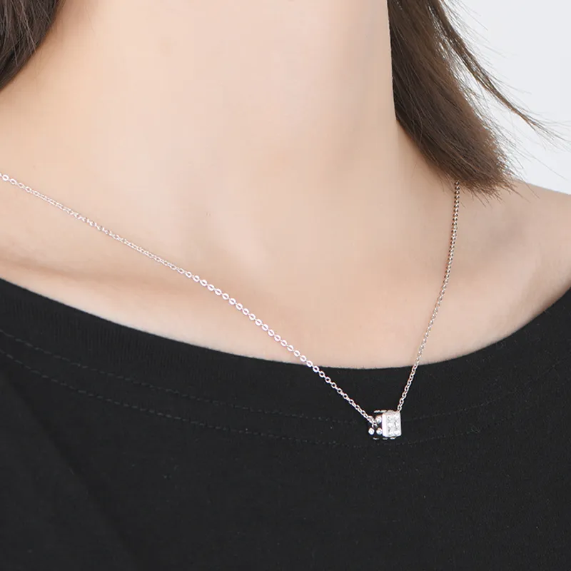 VEECANS Necklaces Women's-1