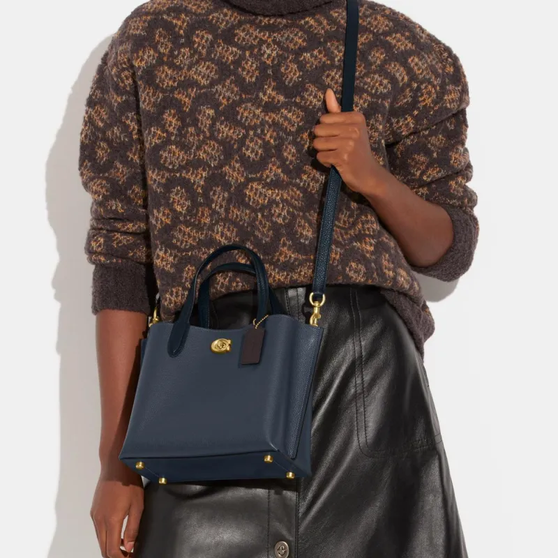 COACH Willow Grain Leather Tote Bag, Shopping Bag, Crossbody Bag, One Shoulder Handbag Medium Size Women's Denim Blue-3