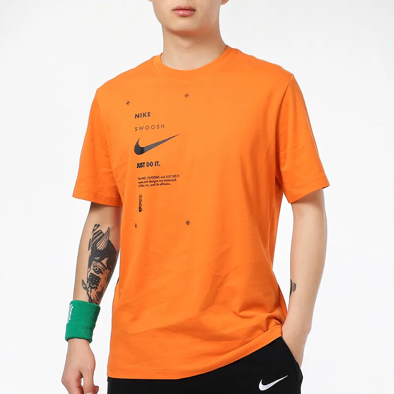 Nike Sportswear Club T Shirts Men Orange-2