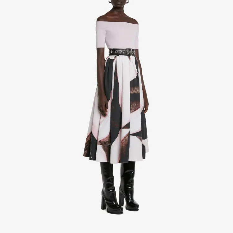 Alexander McQueen Off shoulder Knitted Top-3