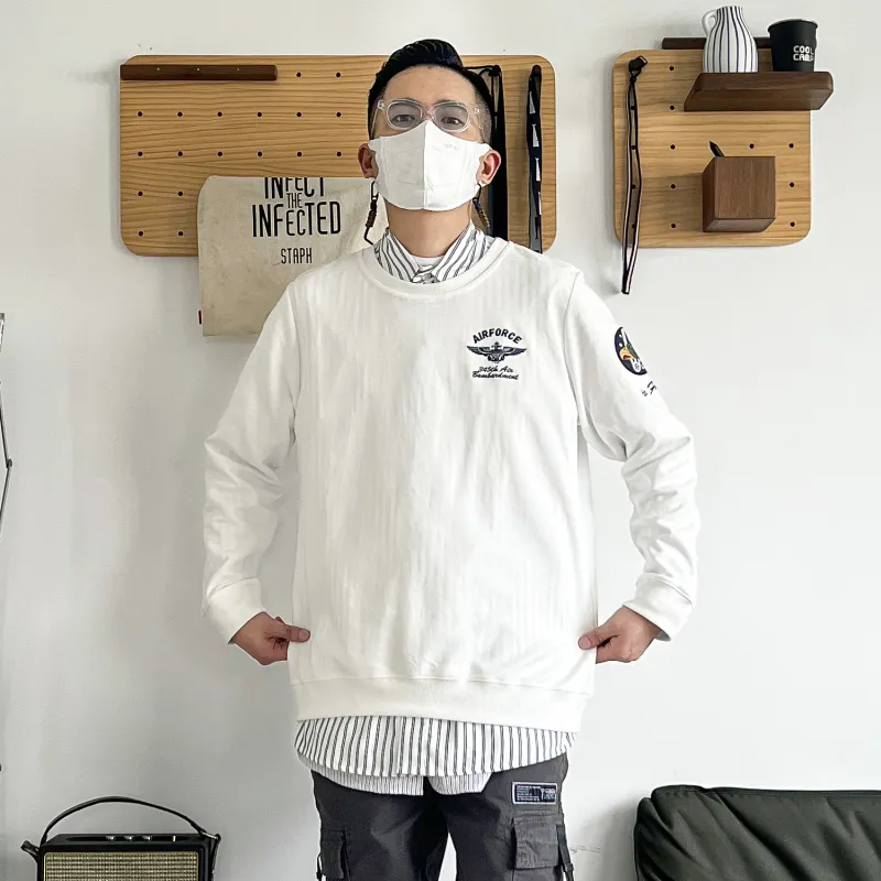 VIP Crew Neck Loose Fit Sweatshirt Unisex White-2