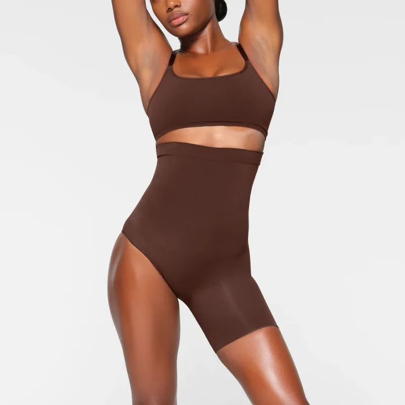 SKIMS SEAMLESS SCULPT SOLUTION SHORT RIGHT LEG EXPOSED Casual Shorts Women's COCOA/Cocoa-1