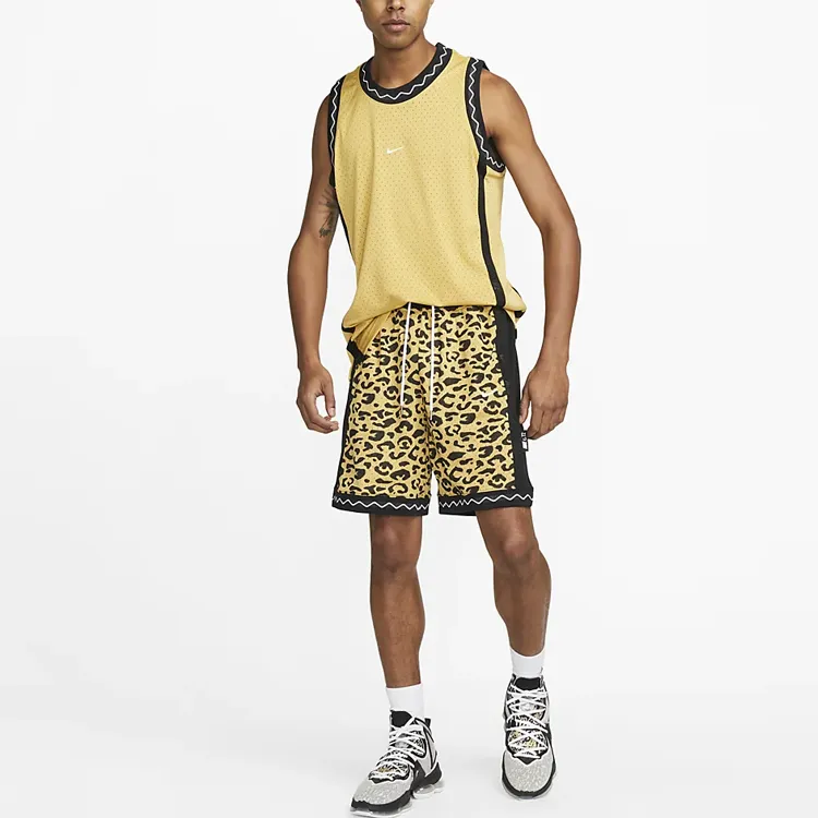 Nike Casual Shorts Men Wheat Gold-1