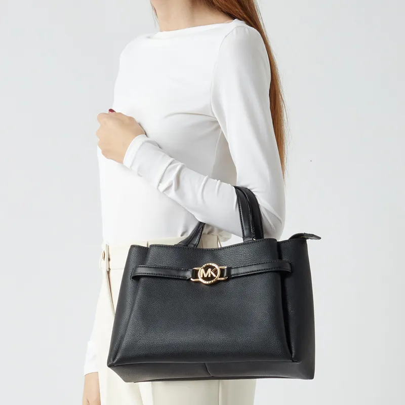 MICHAEL KORS Leather Shoulder Bag, Crossbody Bag, Handbag Medium Size Women's Black-4