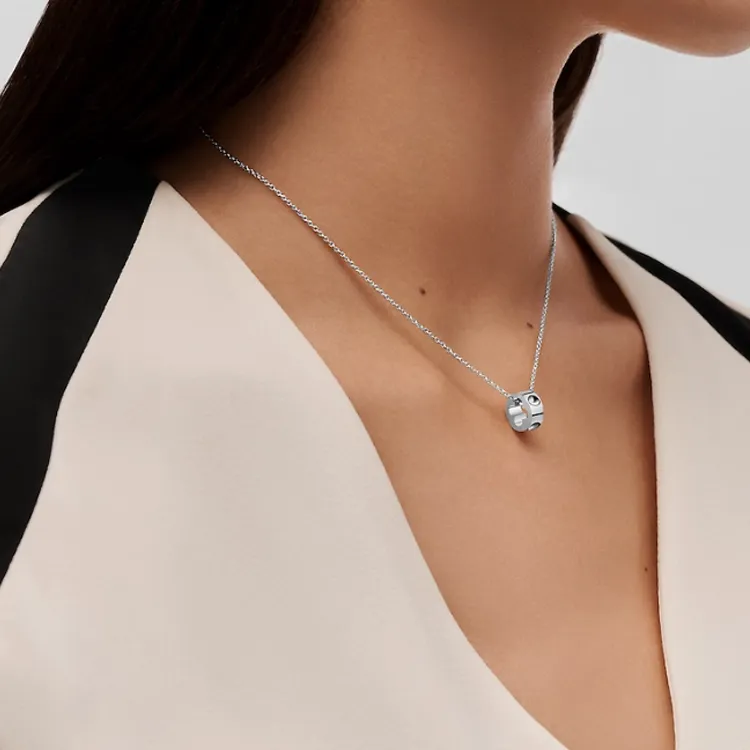 LOUIS VUITTON Empreinte Series Necklaces Women's Silver-1