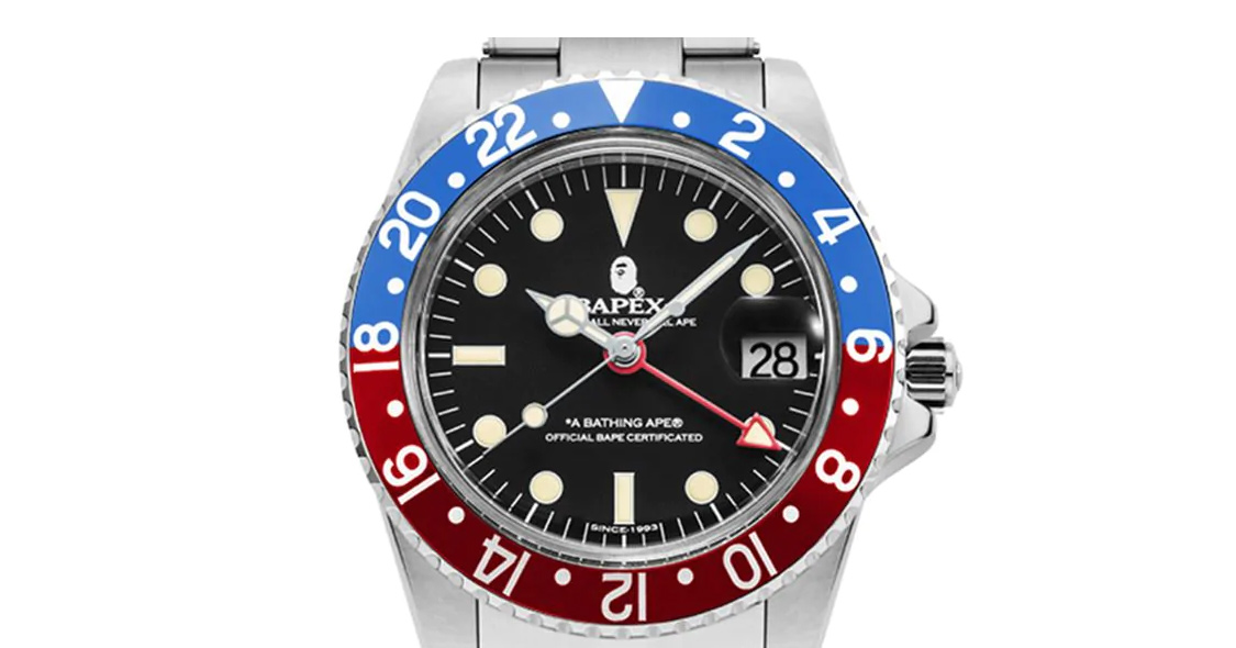 A BATHING APE a BATHING APE Type 2 Bapex Watch Silver/Black A BATHING APE a BATHING APE Type 2 Bapex Watch Silver/Black