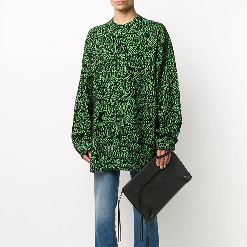 Balenciaga Classic Strap Clutch Bag-4