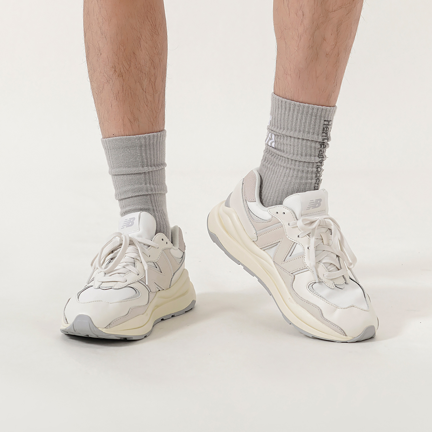 New Balance 57/40 White Pack Standard (D) US M 7.5 - POIZON
