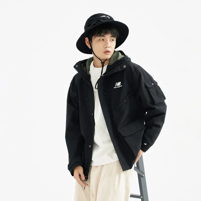 New Balance Jackets Unisex Black-4