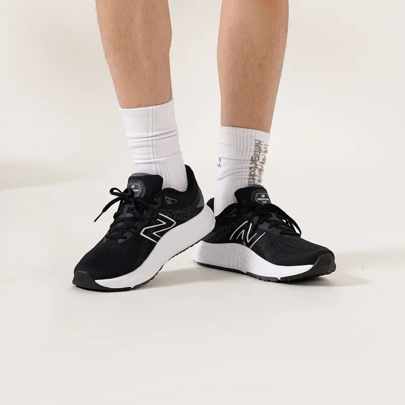 New Balance Fresh Foam Evoz V2 Black-5