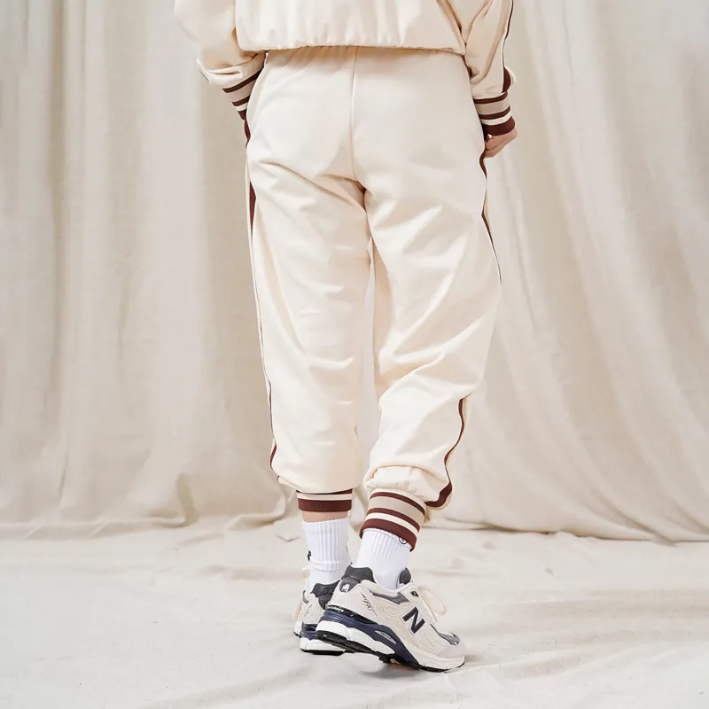 New Balance Sweatpants Women's Beige Yellow-3