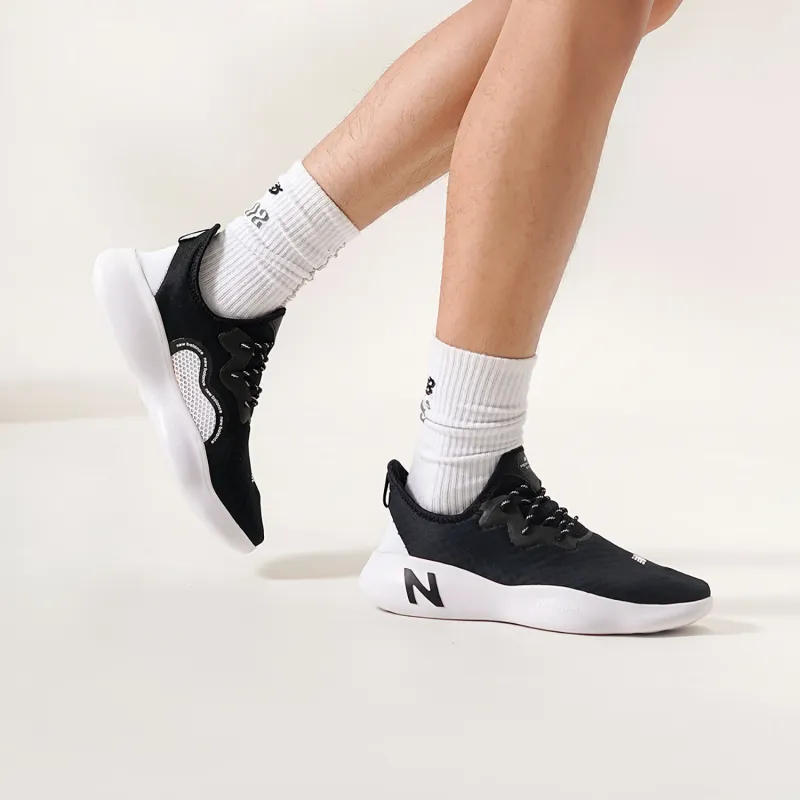 New Balance Fresh Foam V3 'Black White'-5