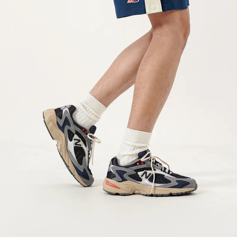New Balance 725 Radically Classic Pack Navy-8