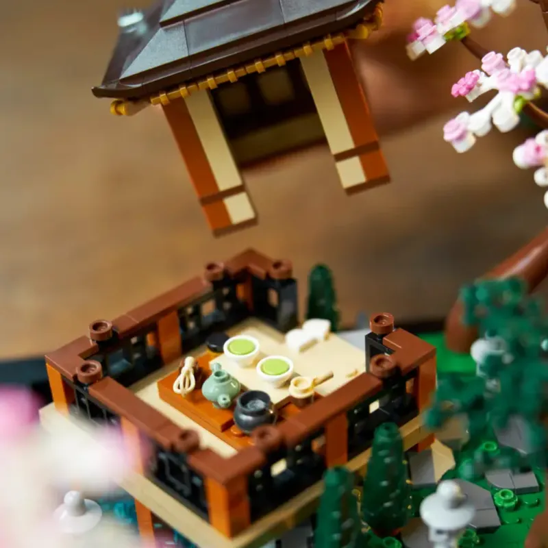 LEGO Tranquil Garden Building Blocks 10315-5