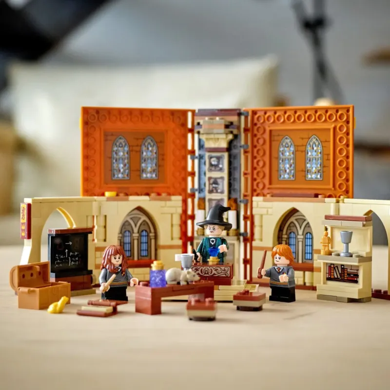 LEGO Harry Potter Collection Hogwarts Moment  Transfiguration Class Building Blocks 76382-4