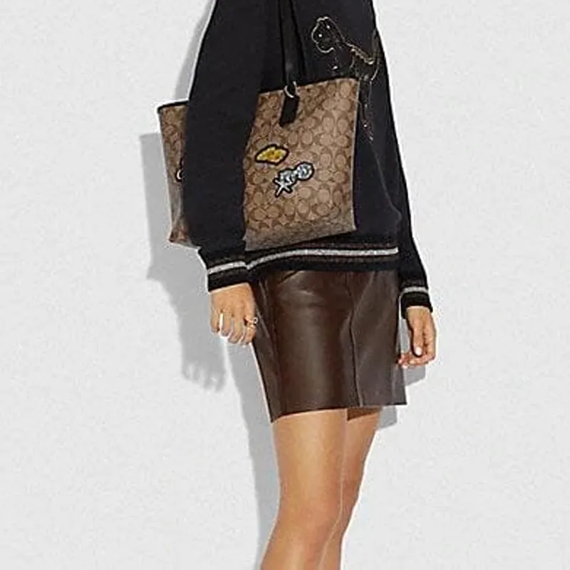 COACH X Disney/Disney City Zip Tote Canvas With Leather Tote Bag, Shoulder Bag Tubas Women's Khaki & Gold-4